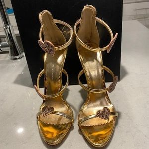 **S O L D ** Giuseppe Zanotti Harmony Hearts